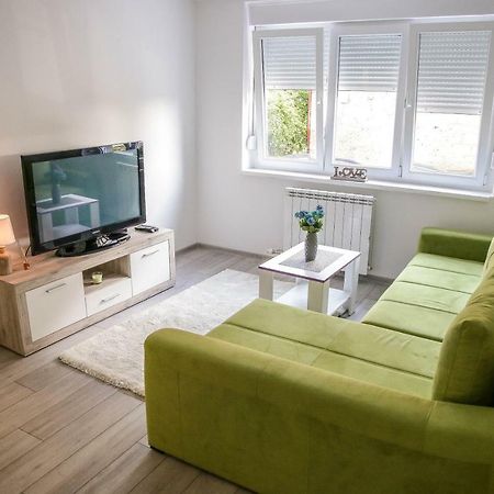 Lovely Apartment Omar Sarajewo Zewnętrze zdjęcie