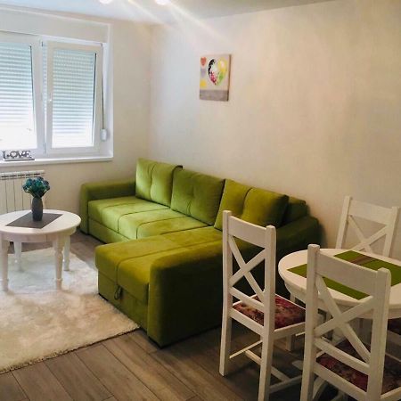 Lovely Apartment Omar Sarajewo Zewnętrze zdjęcie